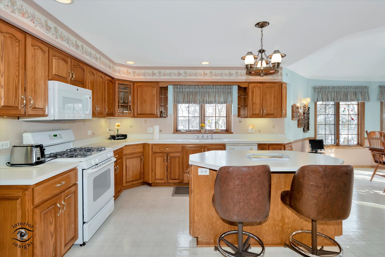 5922 Plymouth Street Downers Grove IL 60516
