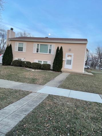 9338 Oak Street Orland Park IL 60462