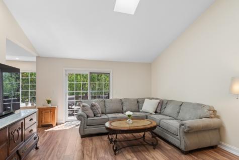 1213 West Lake Drive Cary IL 60013