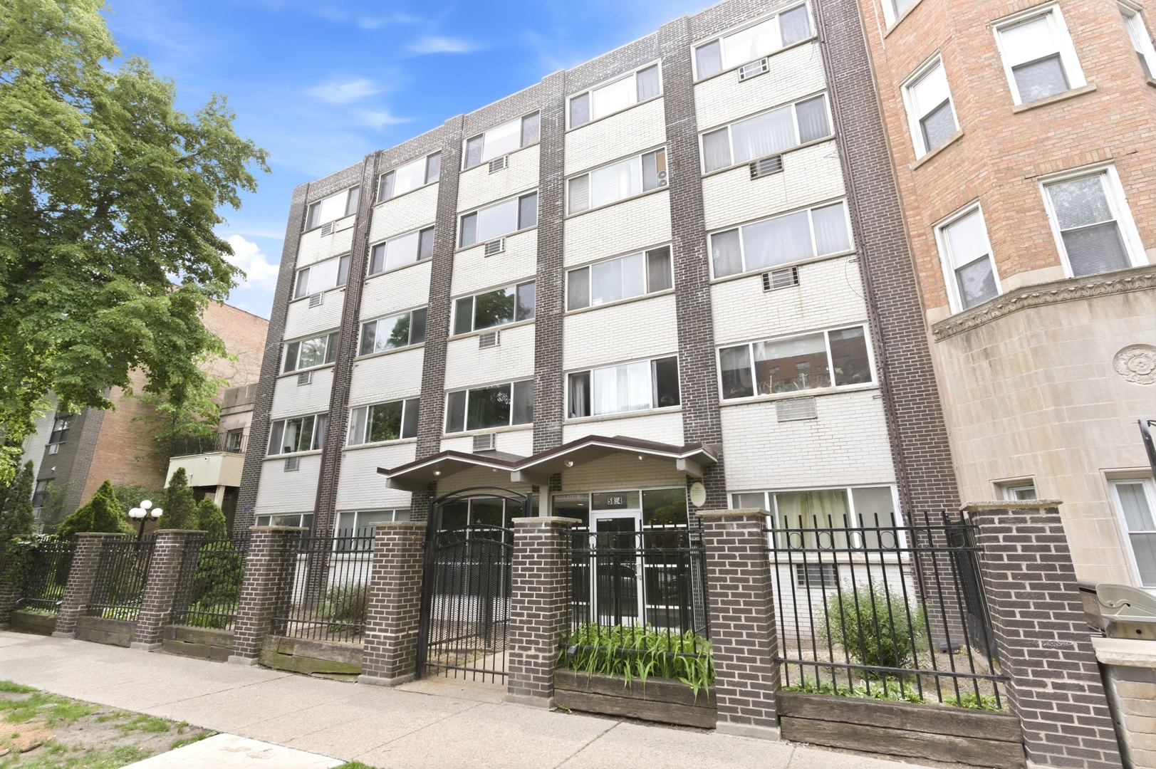 5854 North Kenmore Avenue Chicago IL 60660