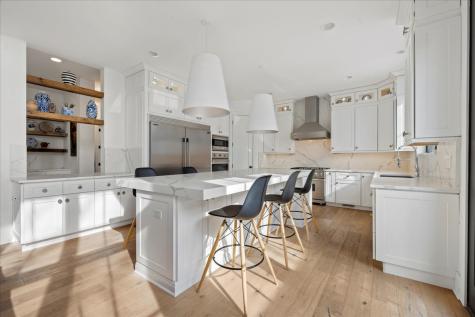1555 Samanthas Way Deerfield IL 60015