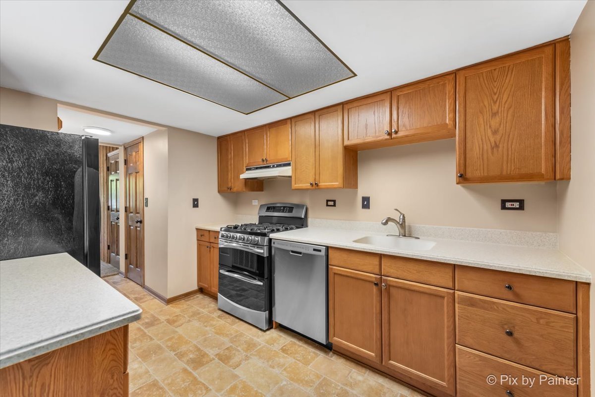 815 Mansfield Court Schaumburg IL 60194