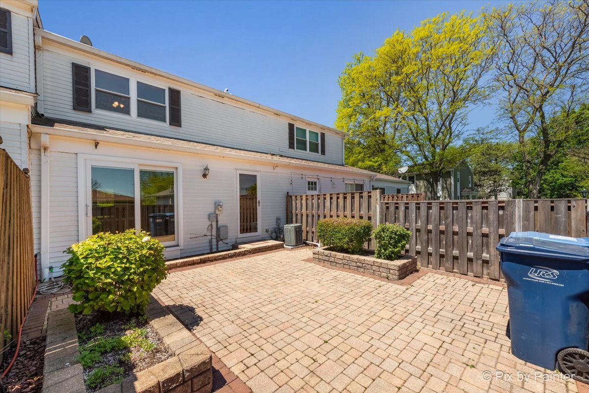 815 Mansfield Court Schaumburg IL 60194