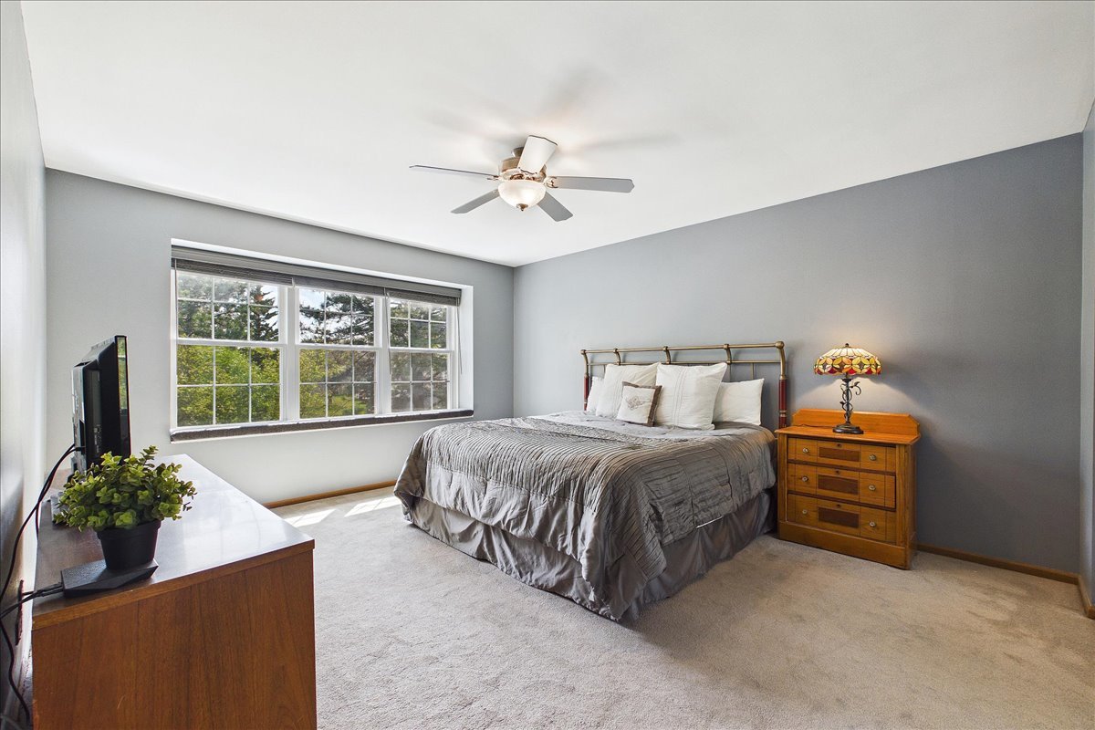 2655 Lindrick Lane Aurora IL 60504
