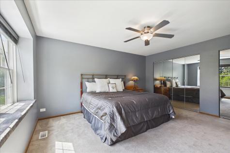 2655 Lindrick Lane Aurora IL 60504