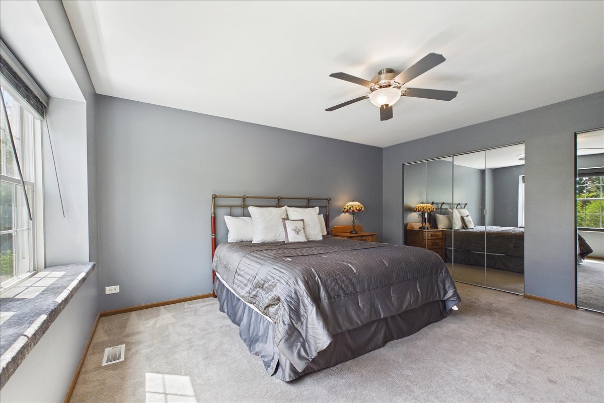 2655 Lindrick Lane Aurora IL 60504