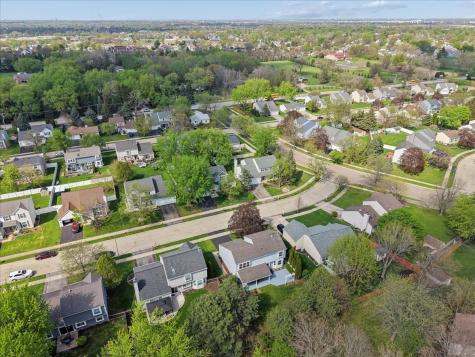 2655 Lindrick Lane Aurora IL 60504