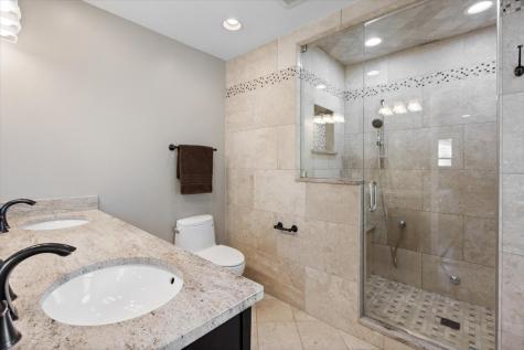1107 Donegal Lane Northbrook IL 60062