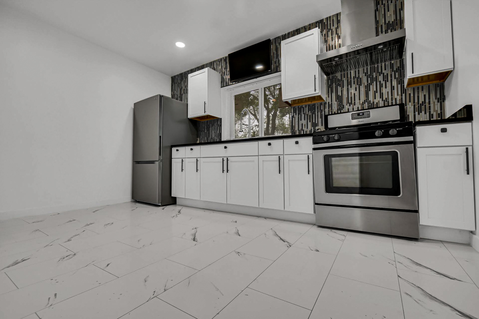 738 West 129th Place Chicago IL 60628