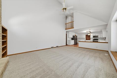 2487 Worthington Drive Aurora IL 60506