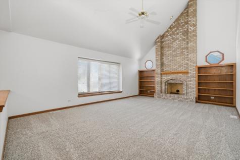 2487 Worthington Drive Aurora IL 60506