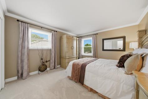 877 North Dovington Drive Hoffman Estates IL 60169