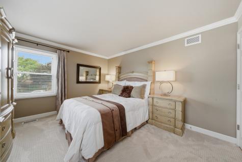 877 North Dovington Drive Hoffman Estates IL 60169