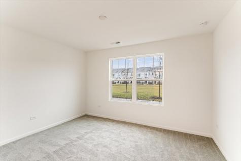 291 Kingsport Drive South Elgin IL 60177