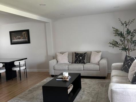 1801 East Aztec Lane Mount Prospect IL 60056