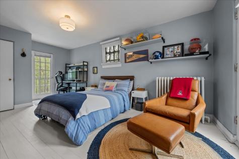 1208 Oak Street Winnetka IL 60093