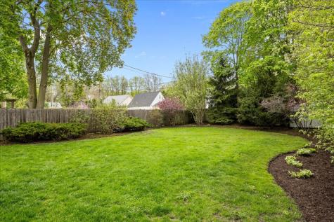 1208 Oak Street Winnetka IL 60093