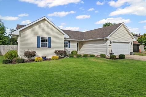 1708 Magnolia Drive St. Joseph IL 61873