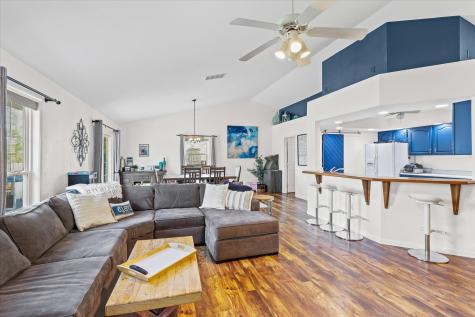 1708 Magnolia Drive St. Joseph IL 61873
