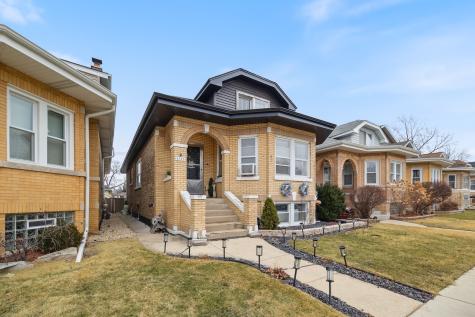 3723 Home Avenue Berwyn IL 60402