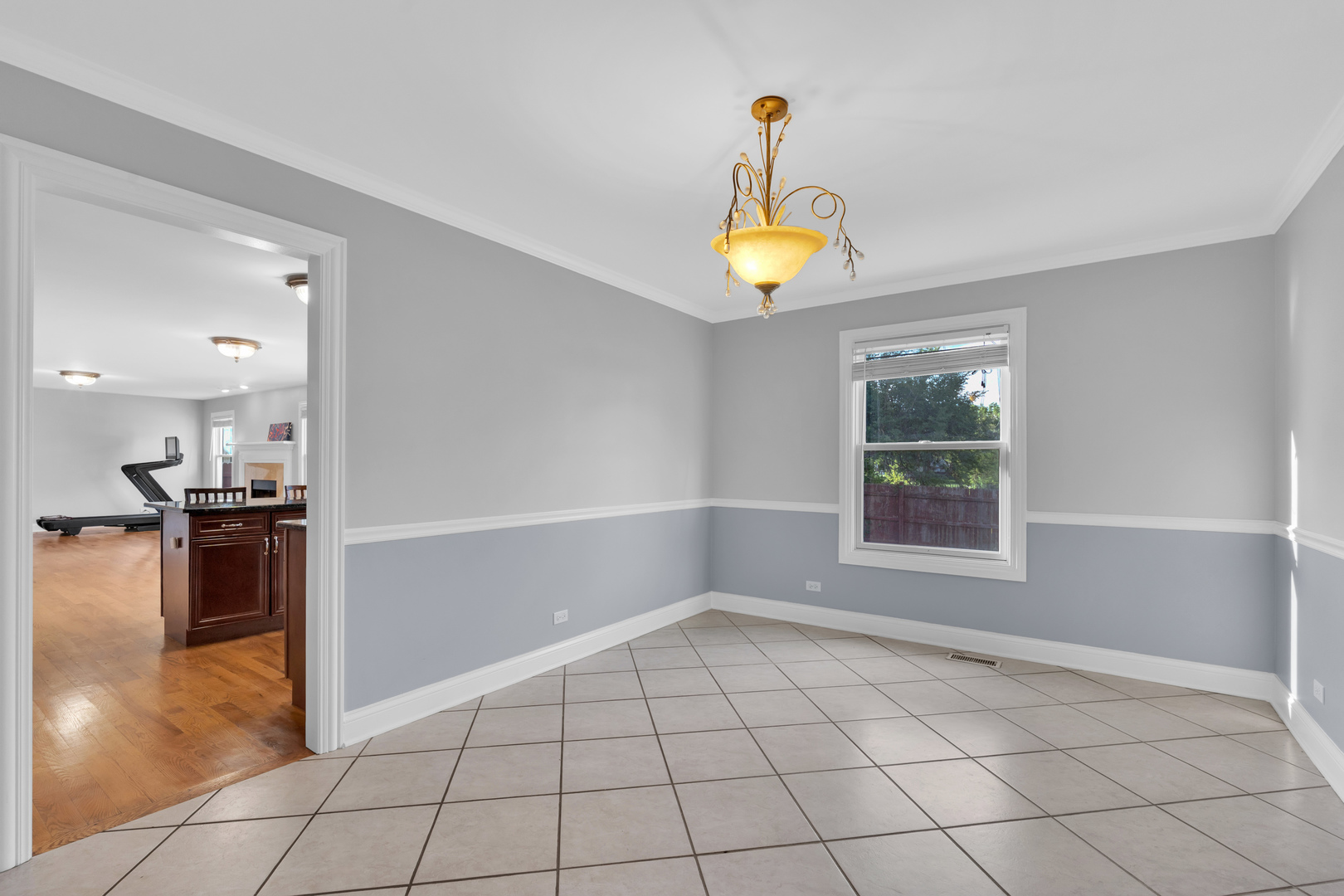 270 East Armitage Avenue Addison IL 60101