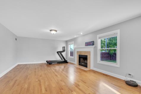 270 East Armitage Avenue Addison IL 60101