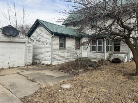 907 South Peoria Avenue Dixon IL 61021