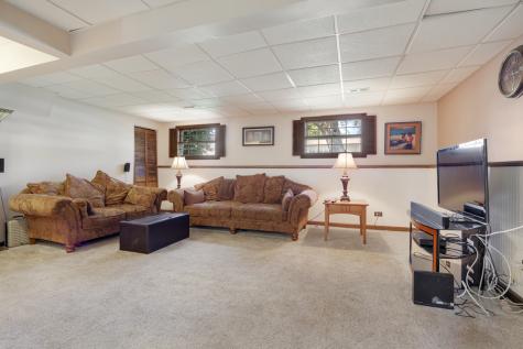 974 Yorkshire Drive Hanover Park IL 60133