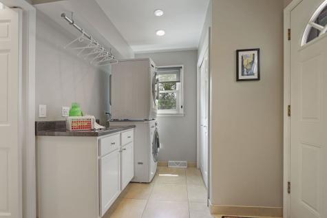 1427 Woodhill Drive Northbrook IL 60062
