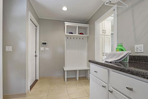 1427 Woodhill Drive Northbrook IL 60062
