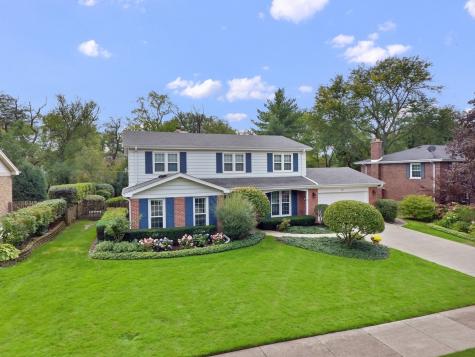 1427 Woodhill Drive Northbrook IL 60062