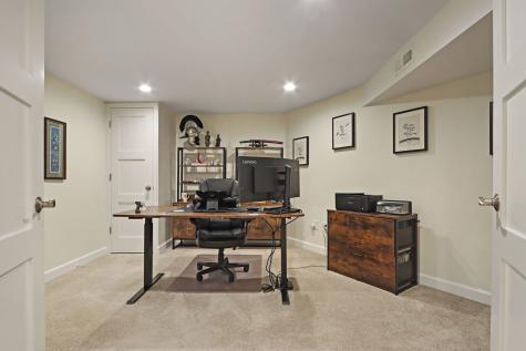 1427 Woodhill Drive Northbrook IL 60062