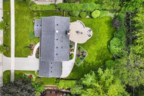 1427 Woodhill Drive Northbrook IL 60062