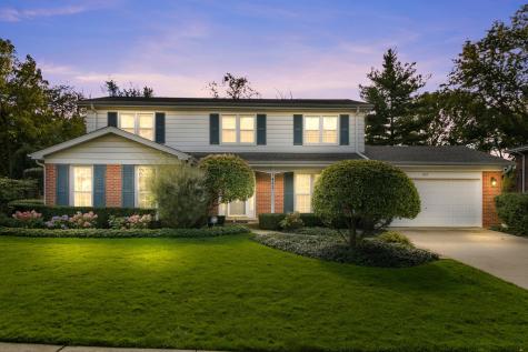 1427 Woodhill Drive Northbrook IL 60062
