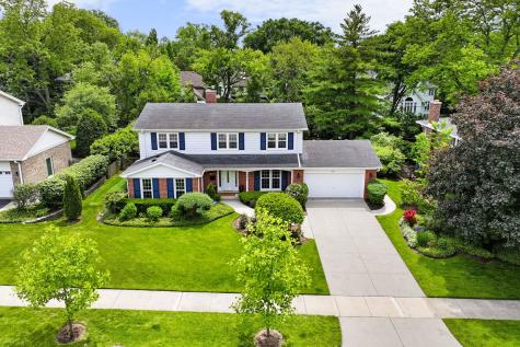 1427 Woodhill Drive Northbrook IL 60062