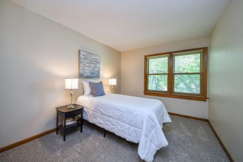 2264 Briarhill Drive Naperville IL 60565