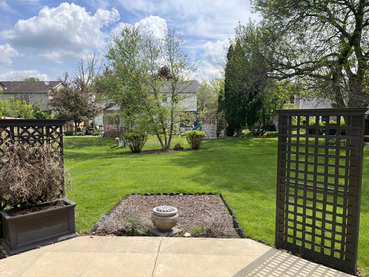 2264 Briarhill Drive Naperville IL 60565