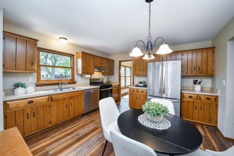 2264 Briarhill Drive Naperville IL 60565