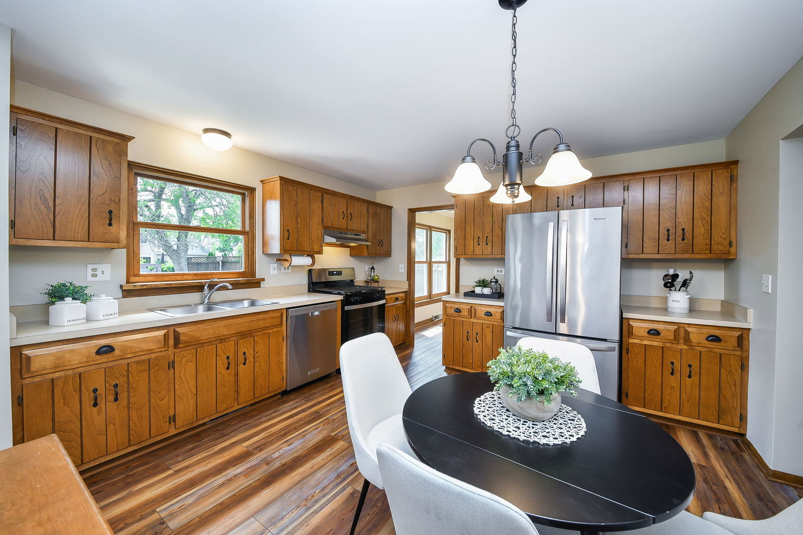 2264 Briarhill Drive Naperville IL 60565