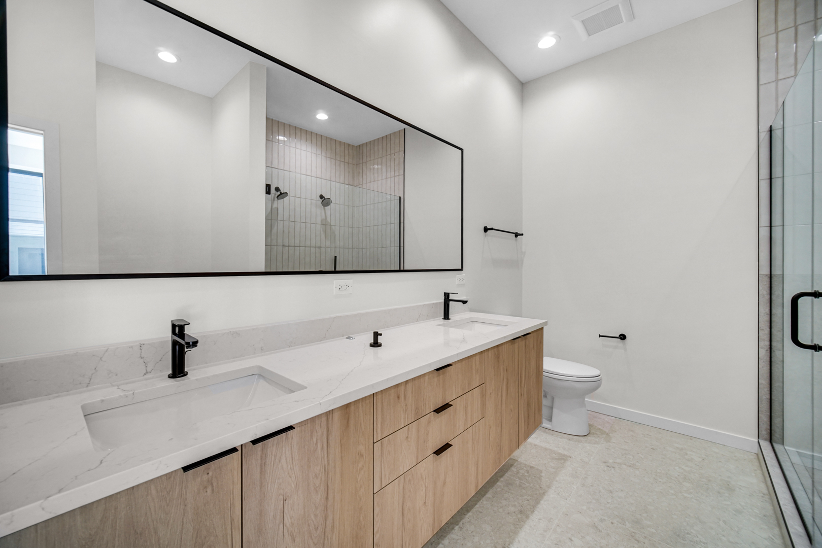 6218 South Woodlawn Avenue Chicago IL 60637