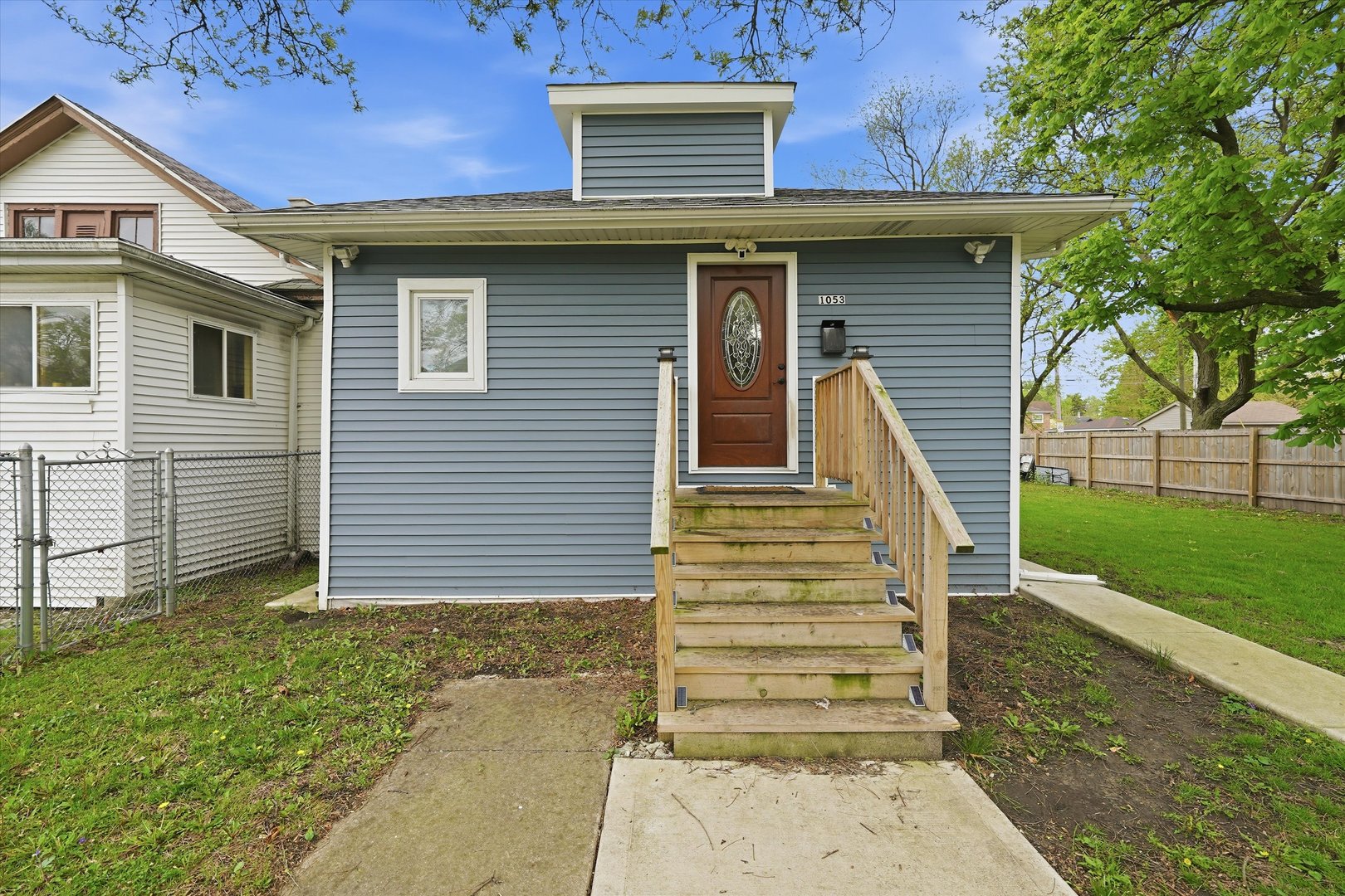 1053 West 104th Place Chicago IL 60643