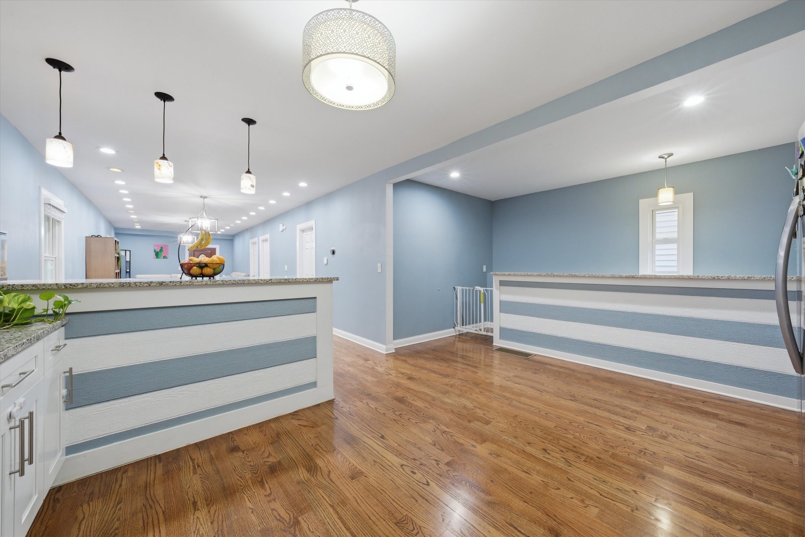 1053 West 104th Place Chicago IL 60643