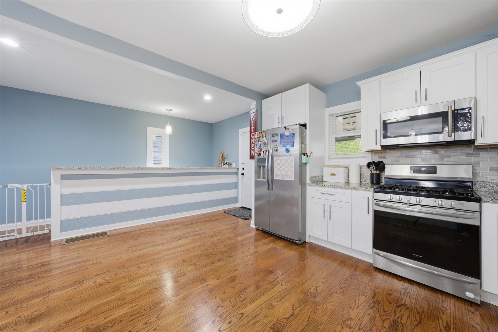 1053 West 104th Place Chicago IL 60643