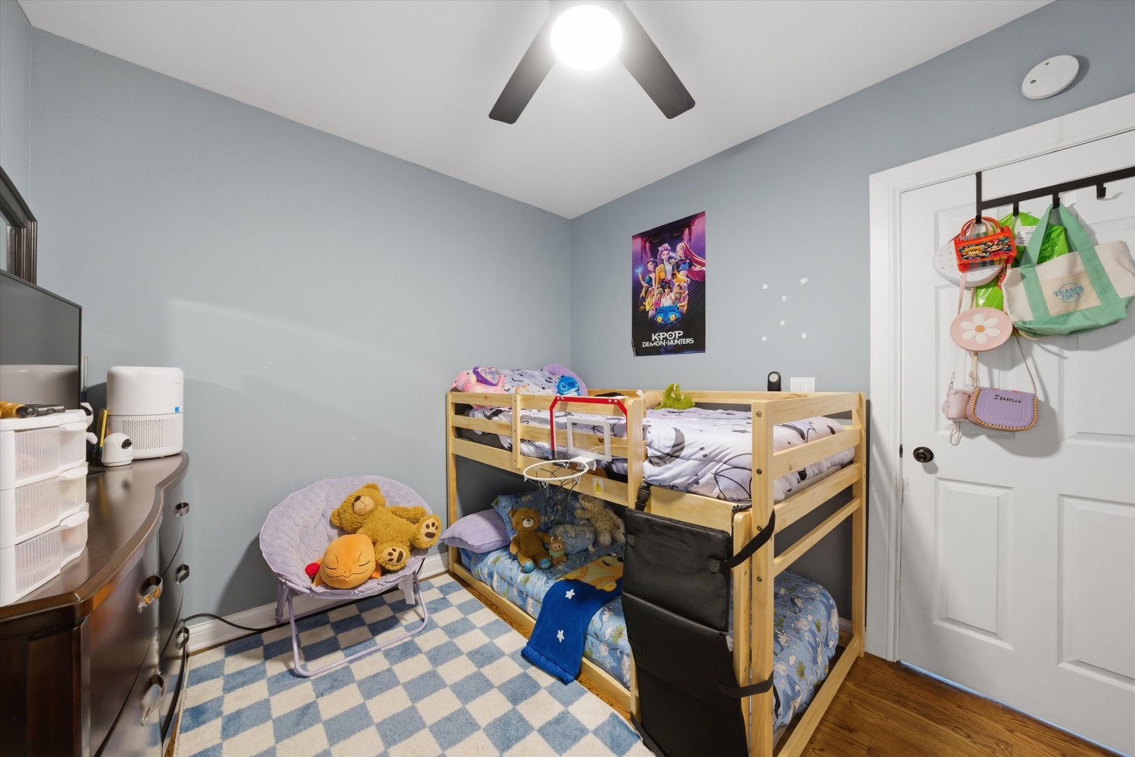 1053 West 104th Place Chicago IL 60643