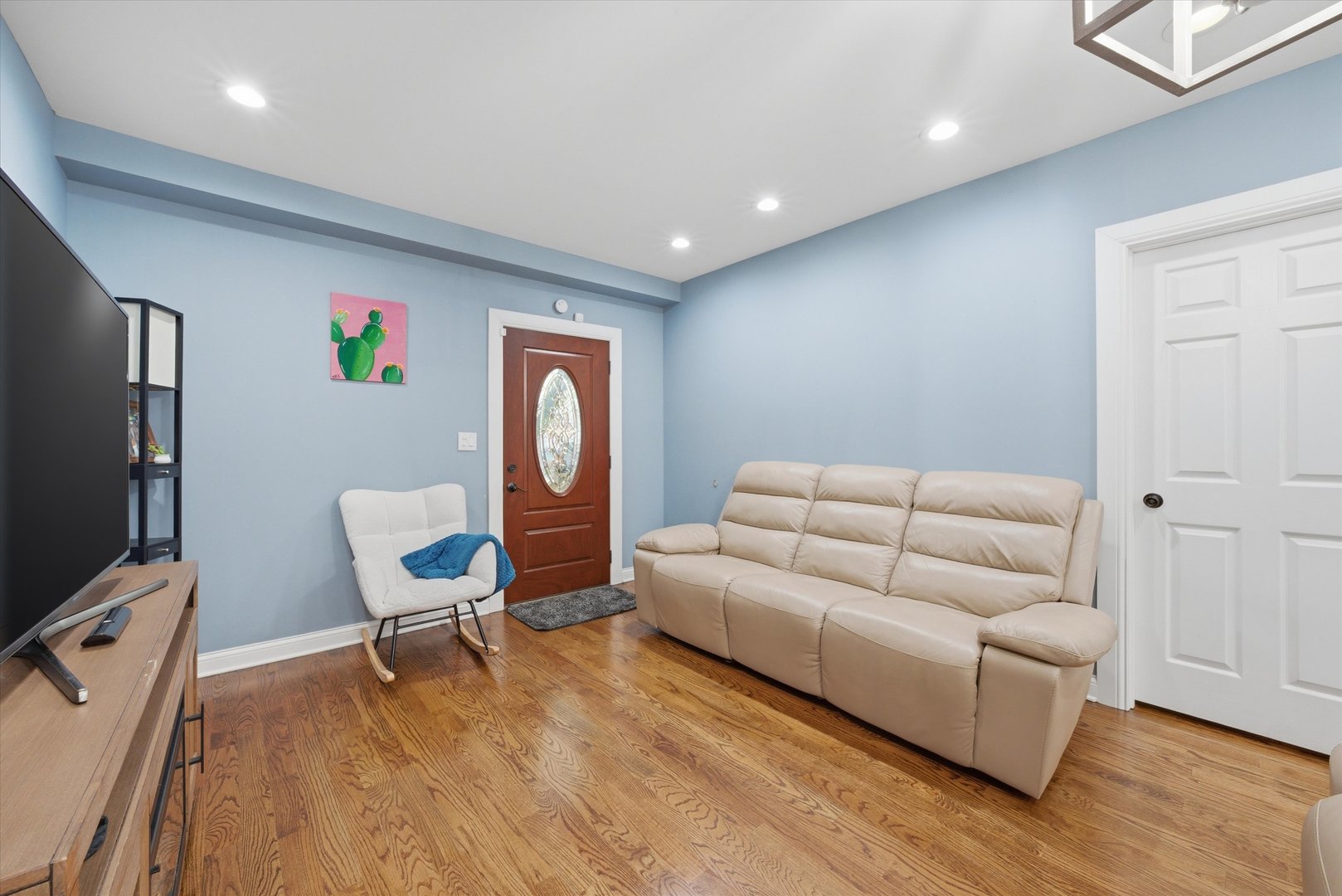 1053 West 104th Place Chicago IL 60643