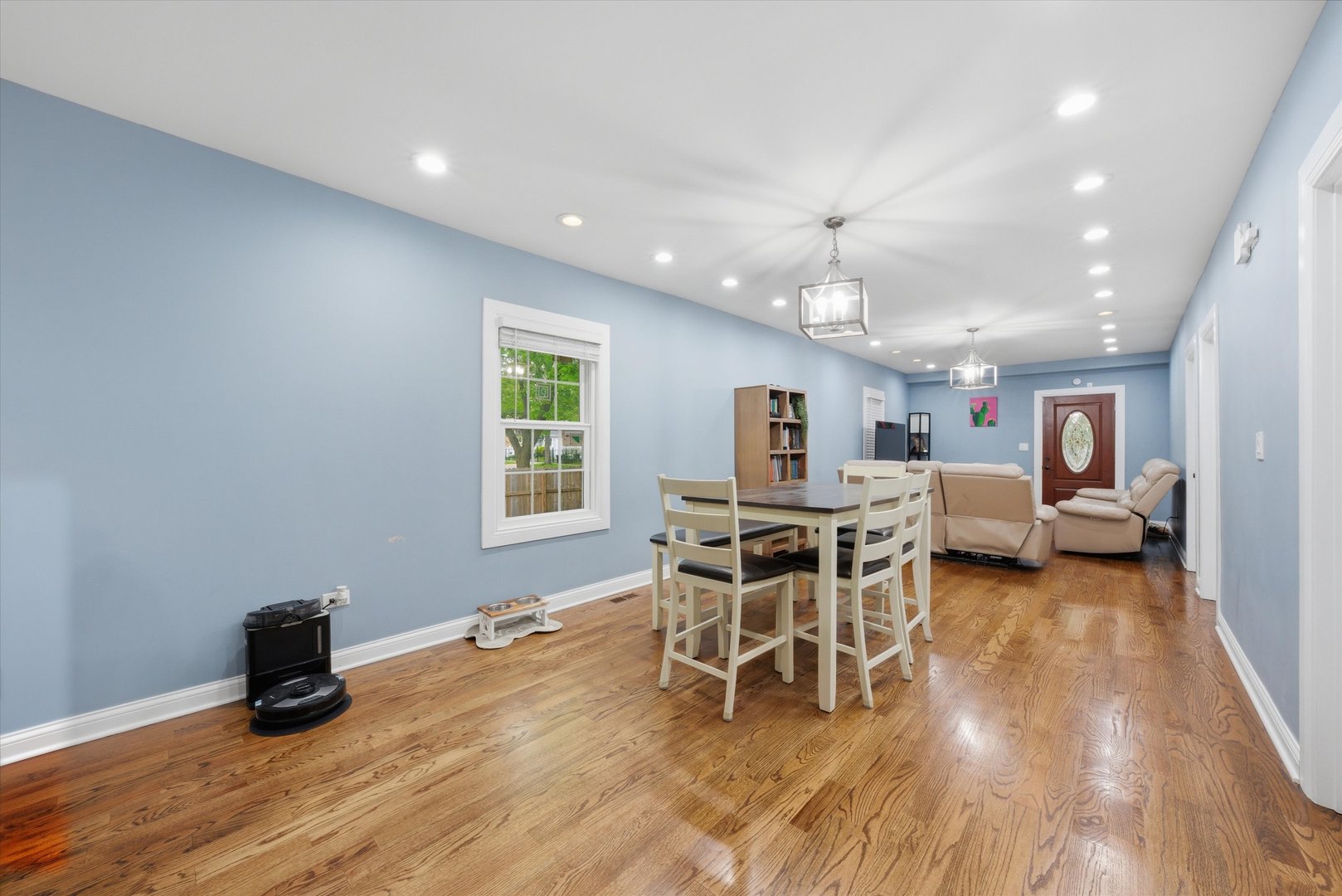 1053 West 104th Place Chicago IL 60643