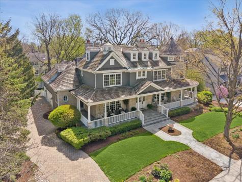 11 South Adams Street Hinsdale IL 60521