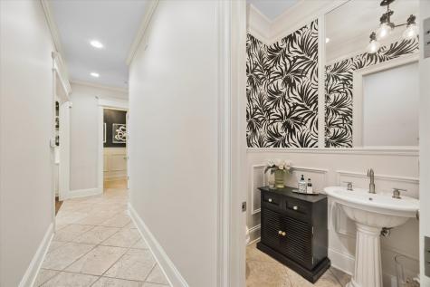 11 South Adams Street Hinsdale IL 60521