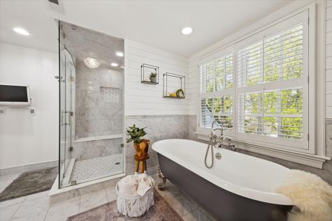 11 South Adams Street Hinsdale IL 60521