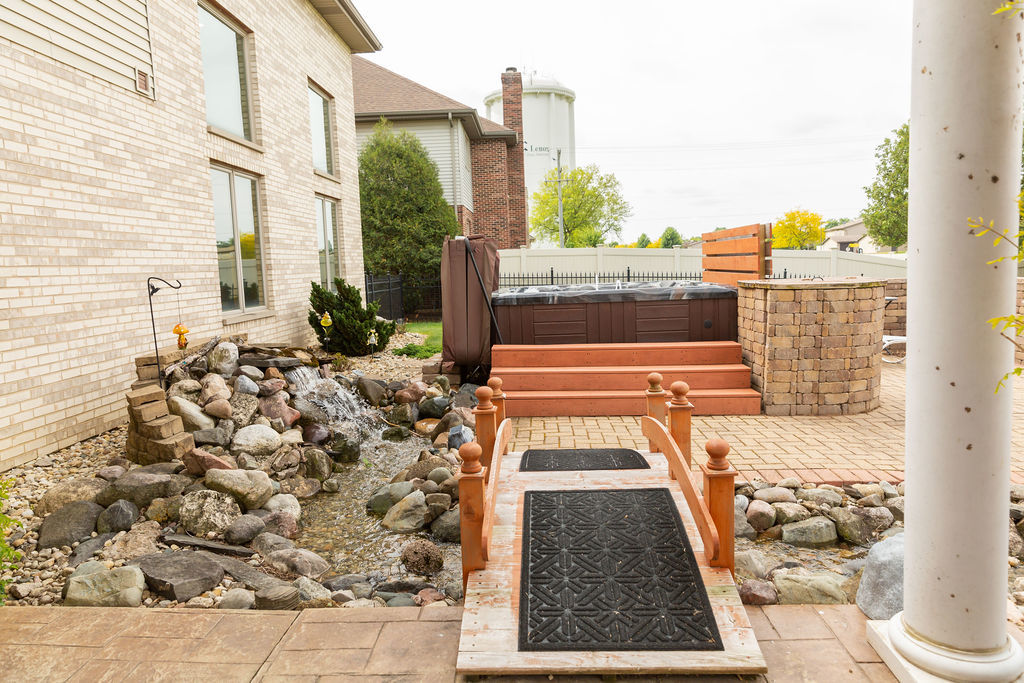671 Sojourn Road New Lenox IL 60451